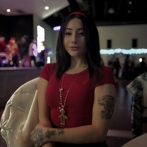 Meet your Posher, Sierra